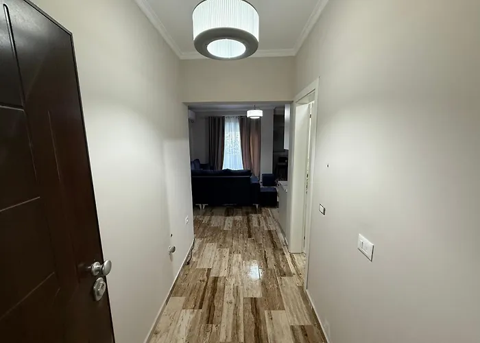 Ami's Golem (Tirana)